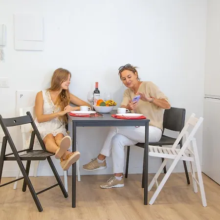 Apartment Edi Astoria