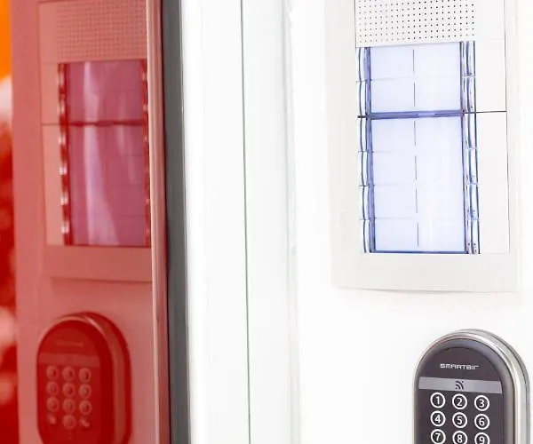 Edi Astoria * سانتا كروز دي تينيريف