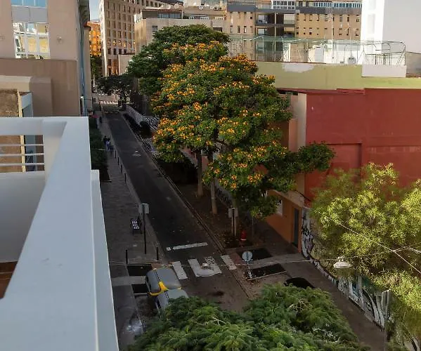 Edi Astoria サンタクルスデテネリフェ